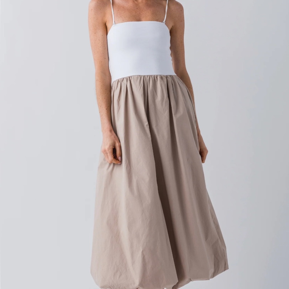 RD Style Maybelle Strapless Balloon Dress Tan/White A-Line Midi